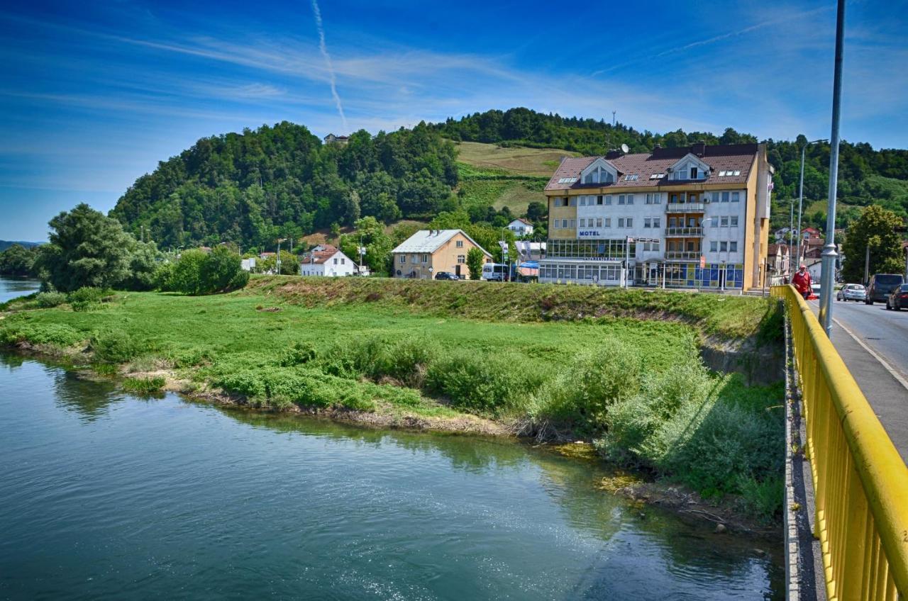 Motel New Sanatron Bosanski Novi Exteriér fotografie