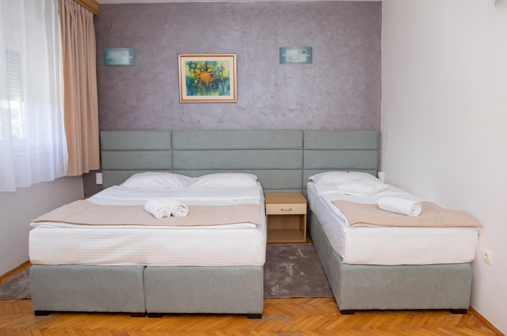 Motel New Sanatron Bosanski Novi Exteriér fotografie